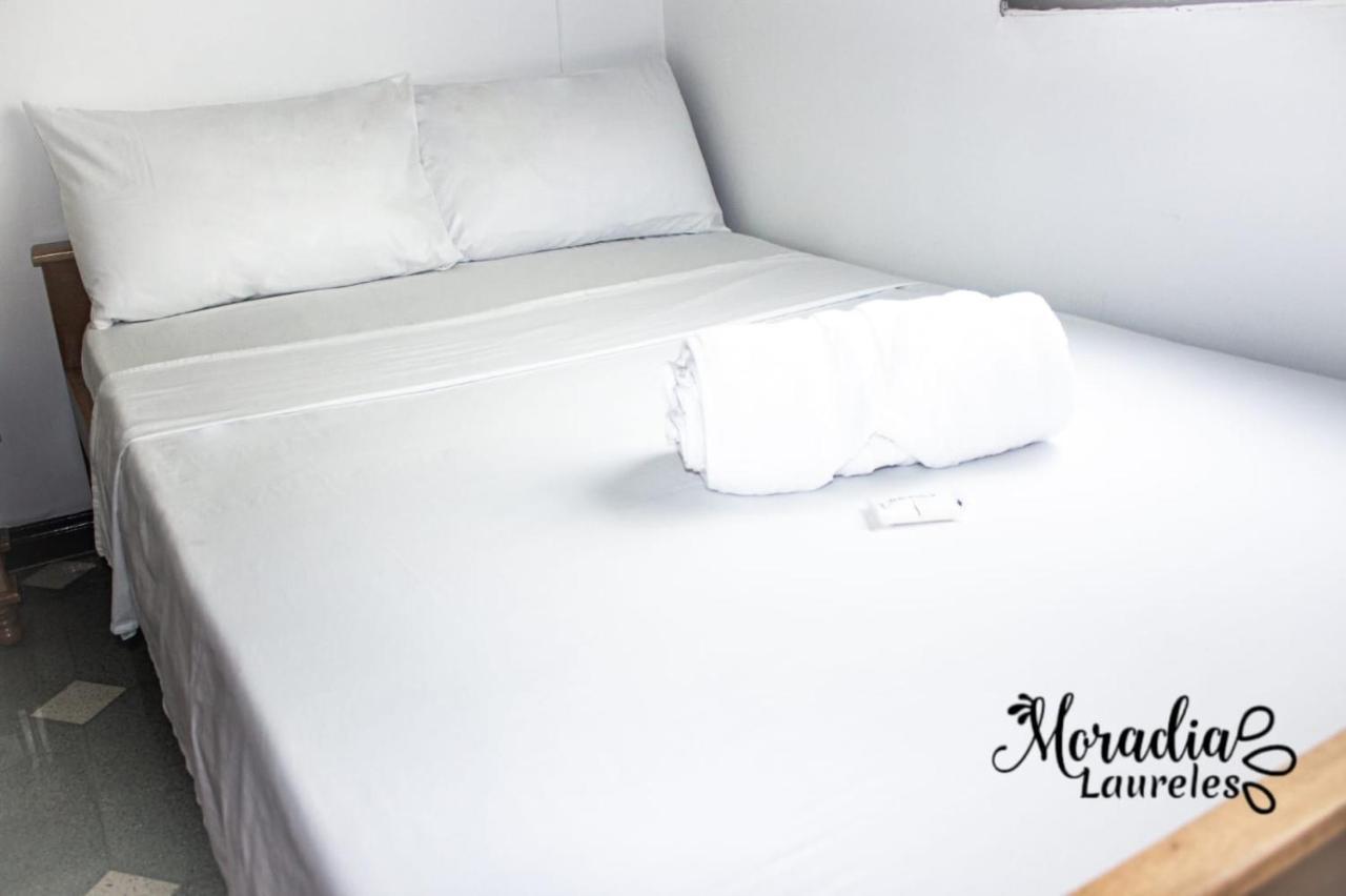Moradia Laureles Medellinアパートメント エクステリア 写真